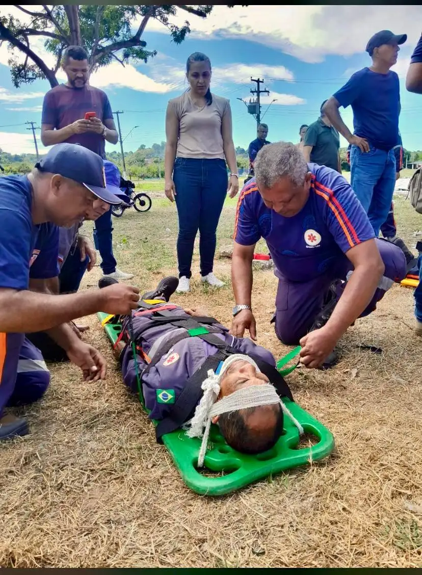 Motoristas do SAMU e do Hospital de Matões participam de capacitação sobre condução de veículos de emergência